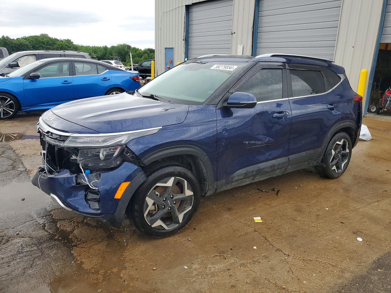 2024 KIA SELTOS EX — Front 3/4