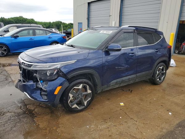 2024 KIA SELTOS EX — Front 3/4