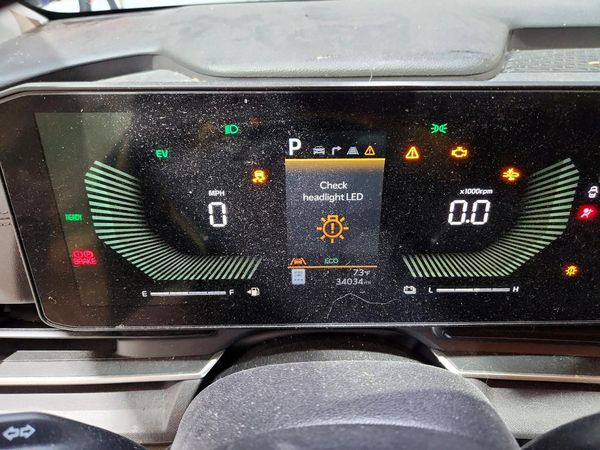 2025 KIA CARNIVAL EX