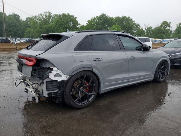 2024 AUDI RS Q8 quattro
