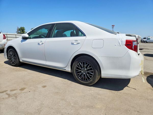 2013 TOYOTA CAMRY