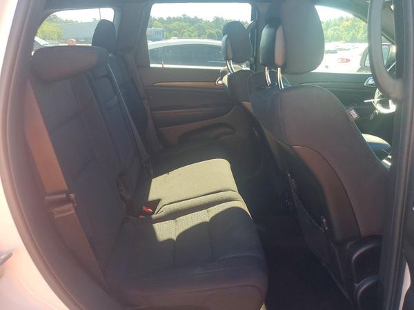 2018 JEEP GRAND CHEROKEE LAREDO 4X4