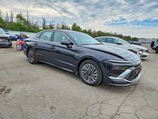 2024 HYUNDAI SONATA HYBRID SEL
