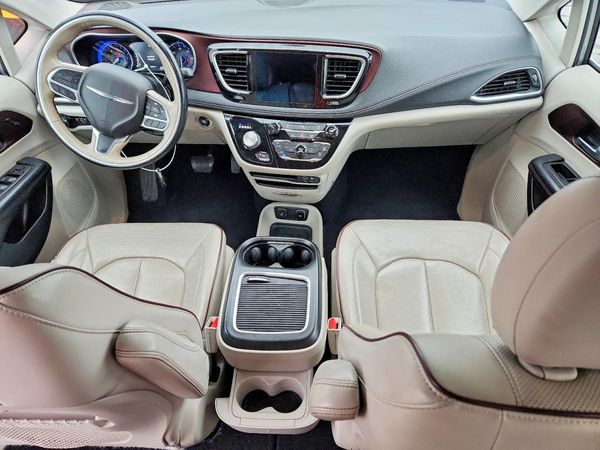 2020 CHRYSLER PACIFICA