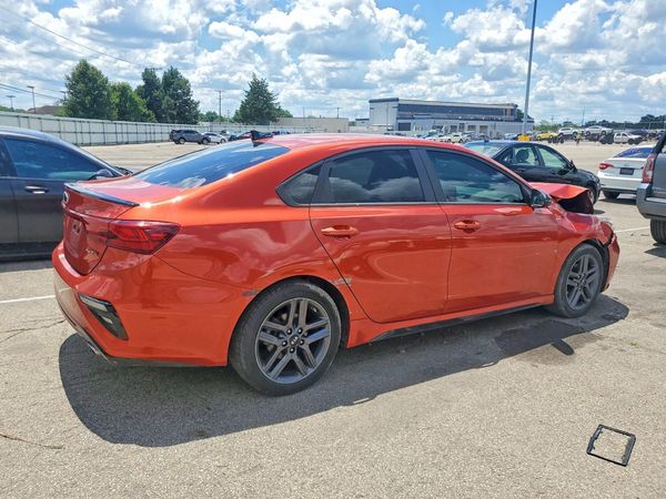 2021 KIA FORTE GT Line