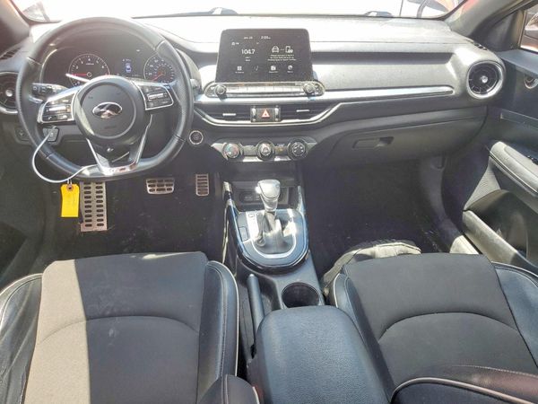 2021 KIA FORTE GT Line