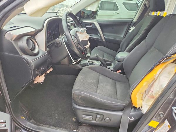 2018 TOYOTA RAV4 Adventure/XLE