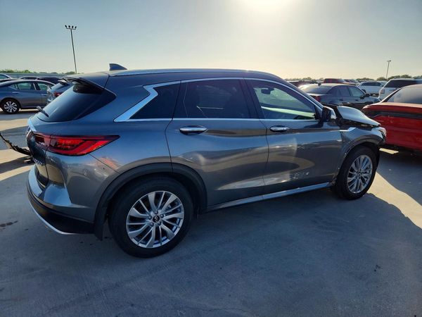 2025 INFINITI QX50 Luxe