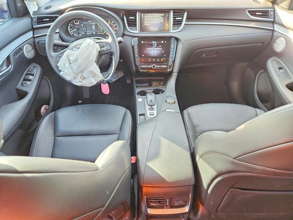 2025 INFINITI QX50 Luxe