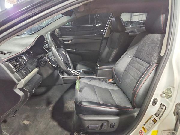 2016 TOYOTA CAMRY