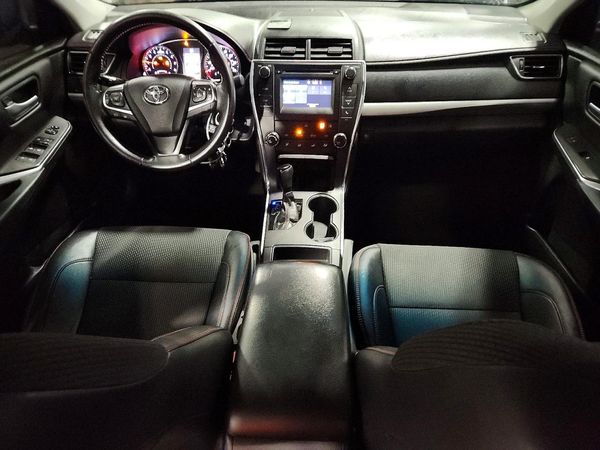 2016 TOYOTA CAMRY