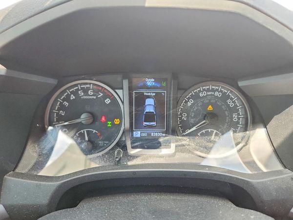 2023 TOYOTA TACOMA SR5