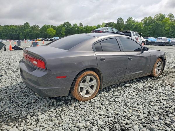 2014 DODGE CHARGER SE