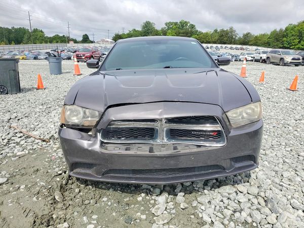 2014 DODGE CHARGER SE