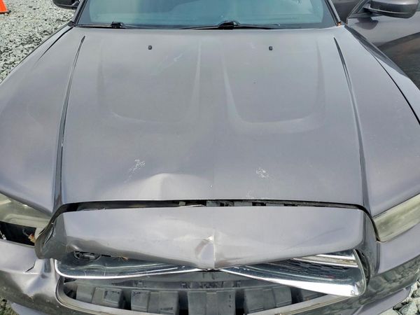 2014 DODGE CHARGER SE