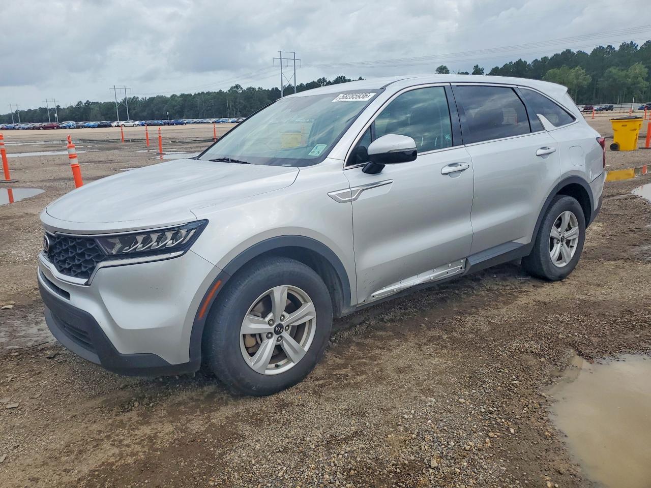 2021 KIA SORENTO LX