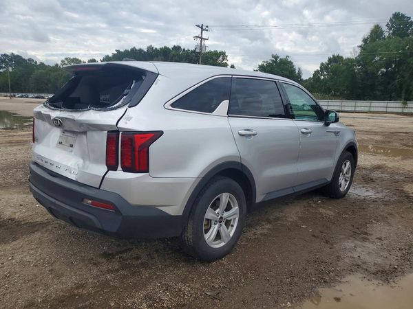 2021 KIA SORENTO LX
