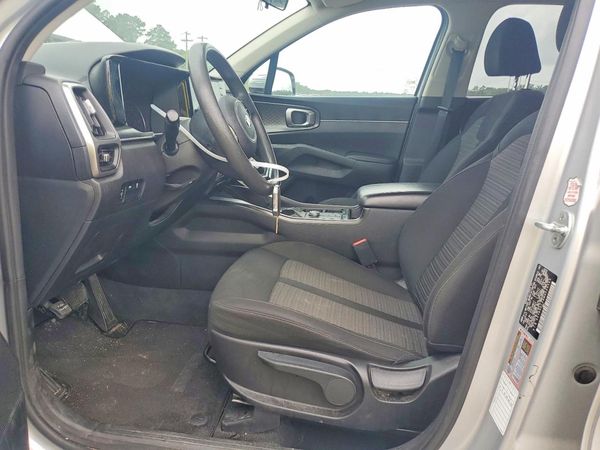 2021 KIA SORENTO LX