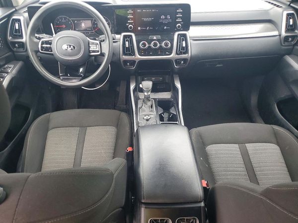 2021 KIA SORENTO LX