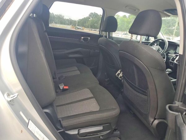 2021 KIA SORENTO LX