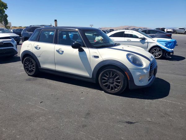 2019 MINI COOPER