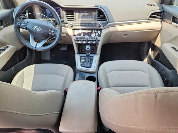 2020 HYUNDAI ELANTRA SE