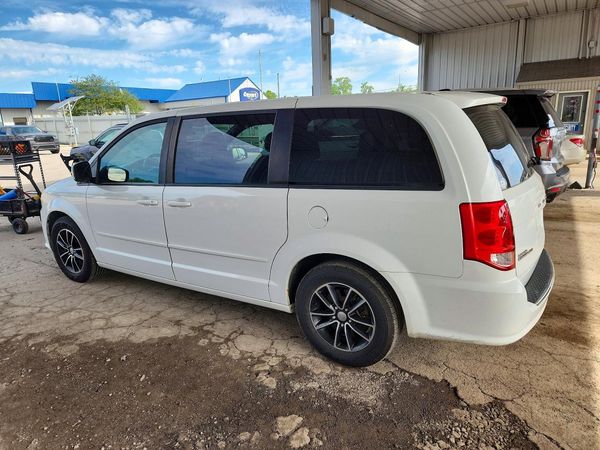 2017 DODGE GRAND CARAVAN GT