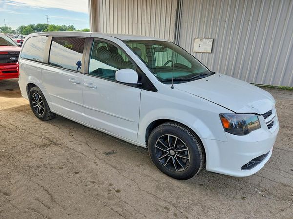2017 DODGE GRAND CARAVAN GT