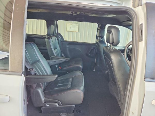 2017 DODGE GRAND CARAVAN GT