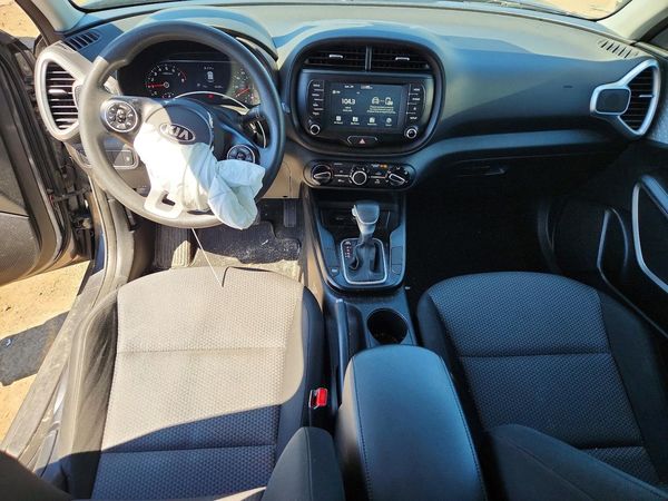 2021 KIA SOUL