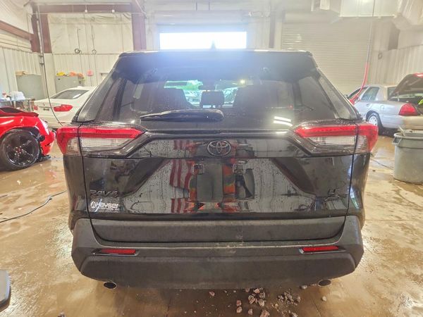 2023 TOYOTA RAV4 LE