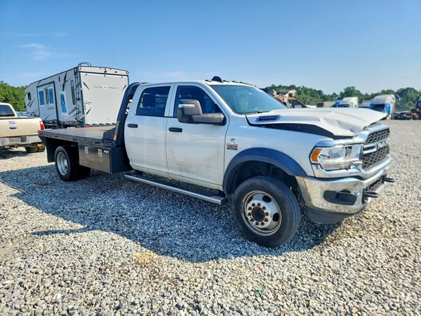 2024 RAM 5500 CREW CAB CHASSIS