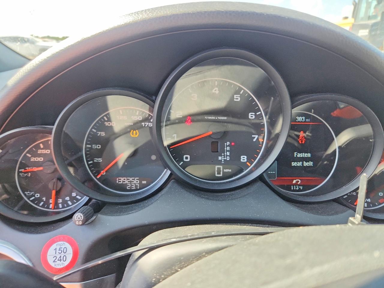 2013 PORSCHE CAYENNE