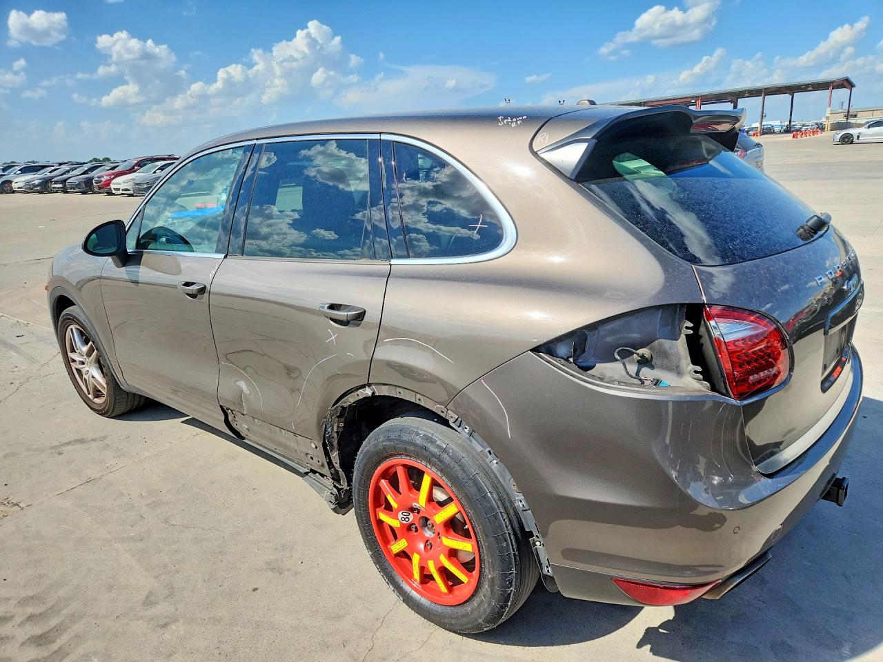 2013 PORSCHE CAYENNE