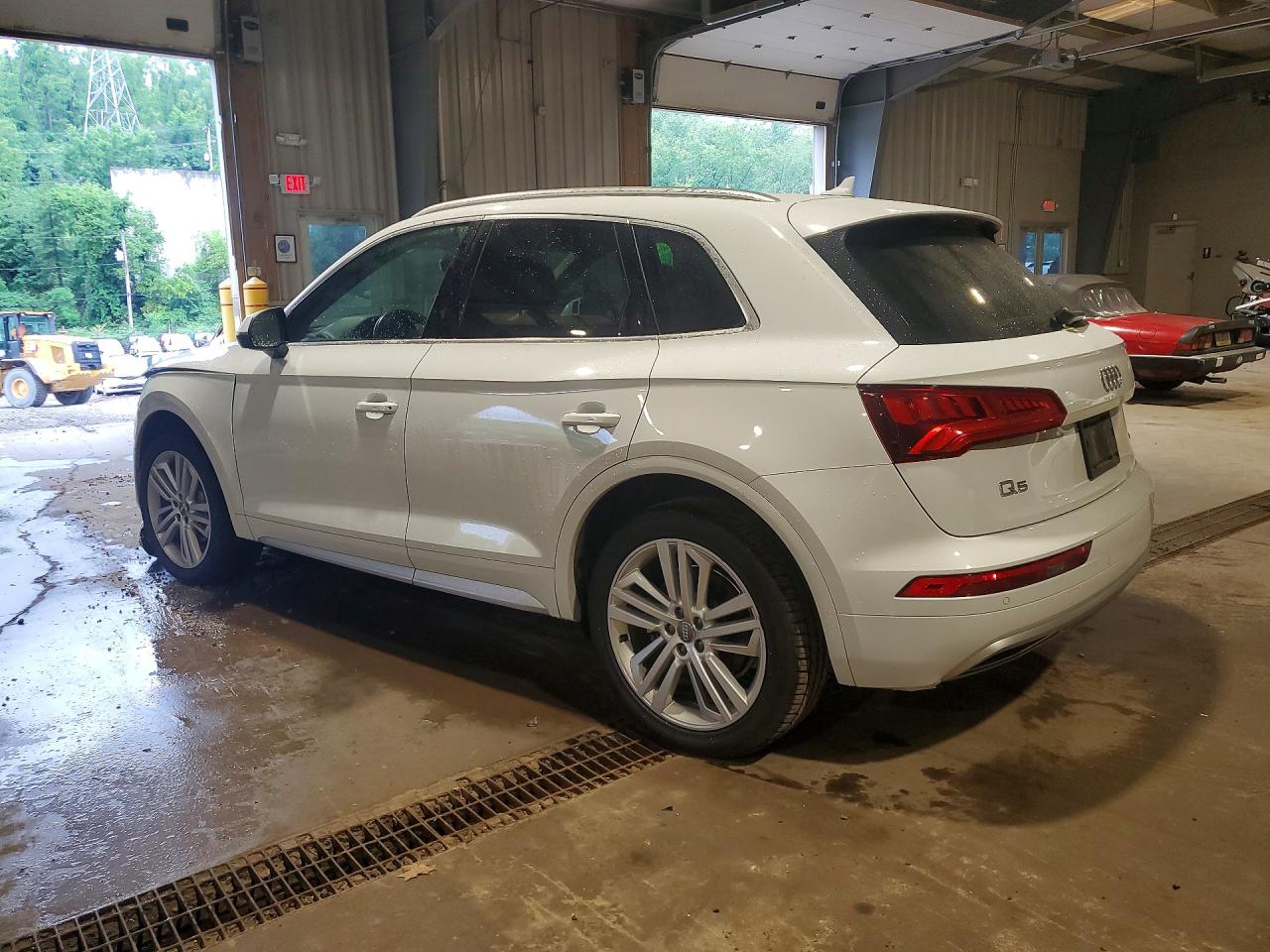 2019 AUDI Q5 quattro Premium Plus