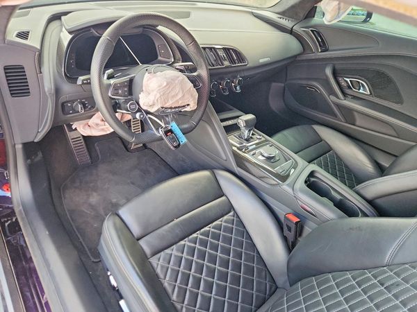 2022 AUDI R8