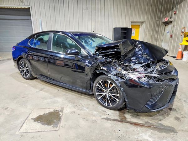 2018 TOYOTA CAMRY SE/XLE Hybrid