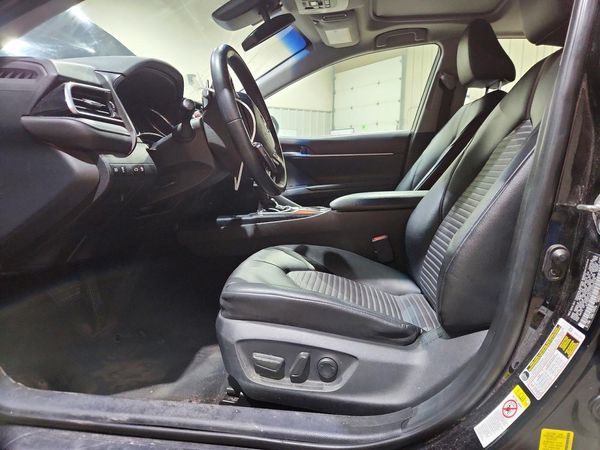 2018 TOYOTA CAMRY SE/XLE Hybrid