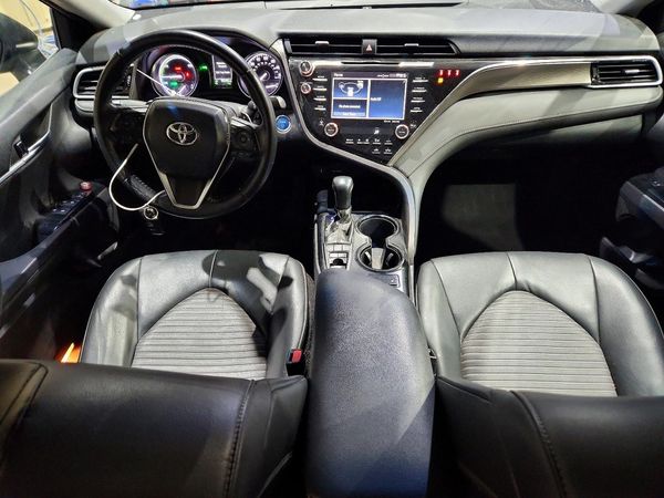 2018 TOYOTA CAMRY SE/XLE Hybrid