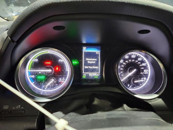 2018 TOYOTA CAMRY SE/XLE Hybrid