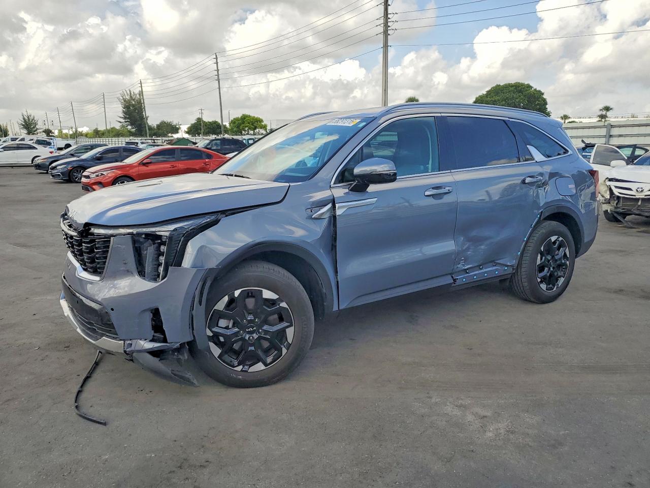 2025 KIA SORENTO