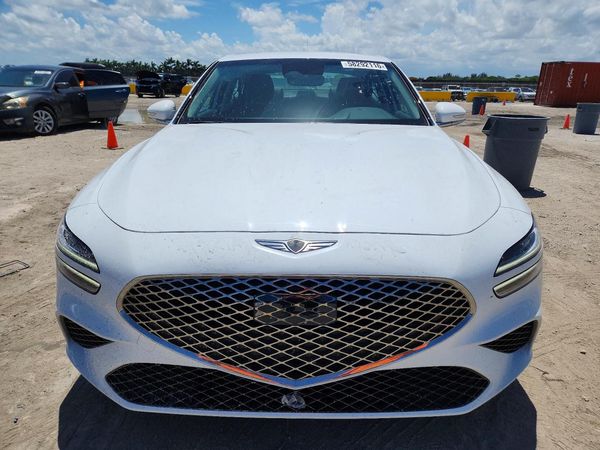 2025 GENESIS G70