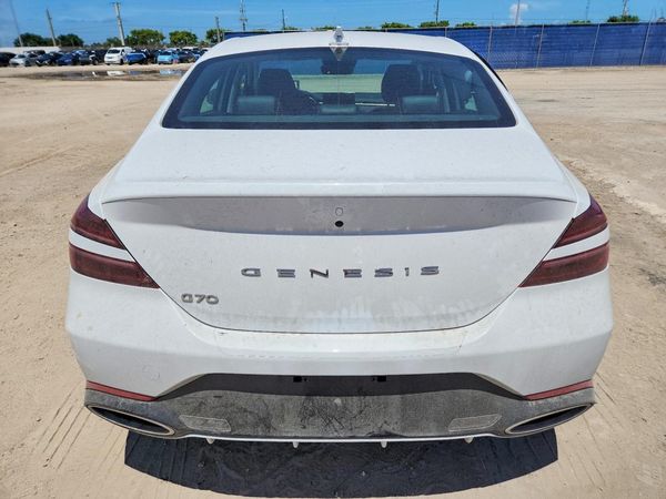 2025 GENESIS G70