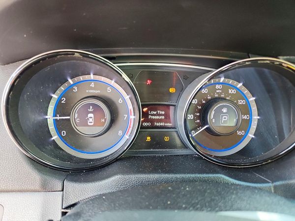 2013 HYUNDAI SONATA