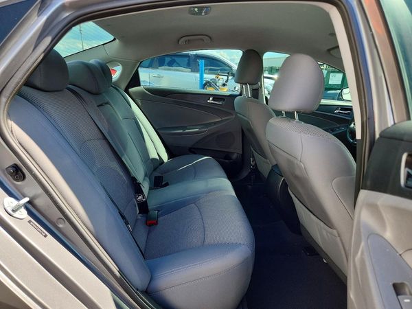 2013 HYUNDAI SONATA