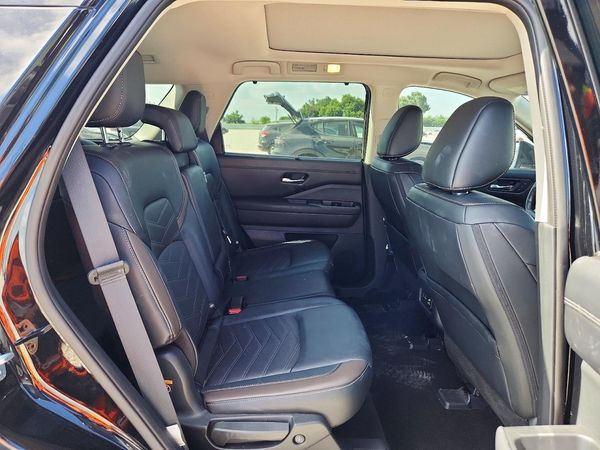 2024 NISSAN PATHFINDER