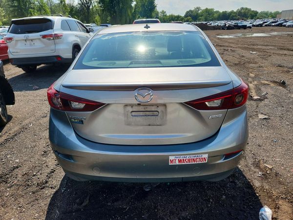 2016 MAZDA 3