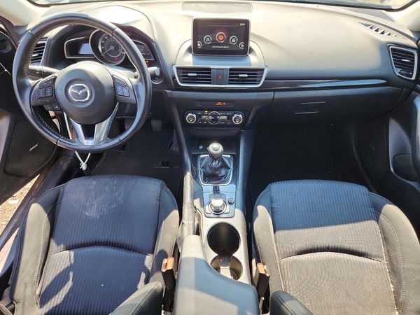 2016 MAZDA 3