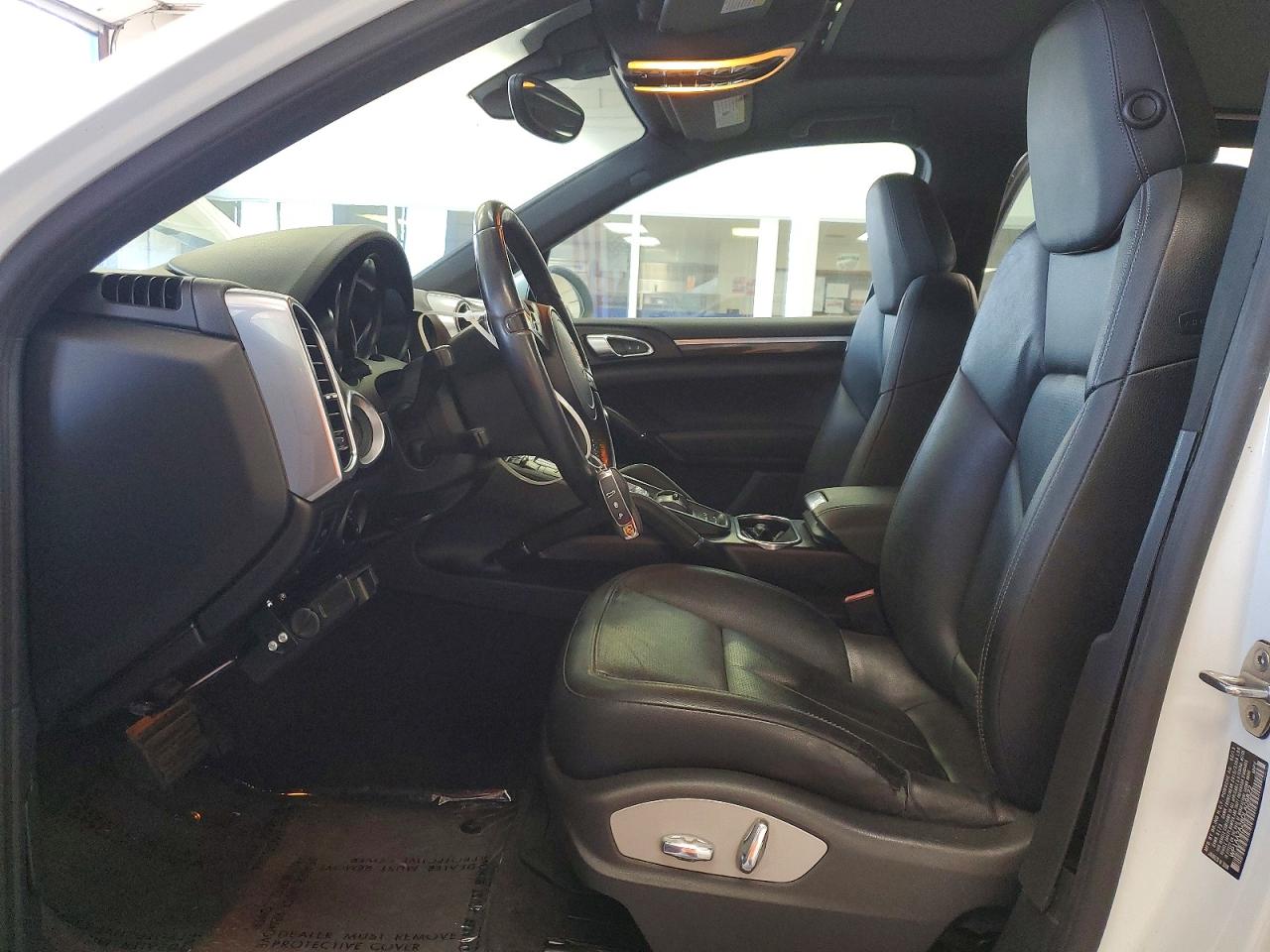 2013 PORSCHE CAYENNE