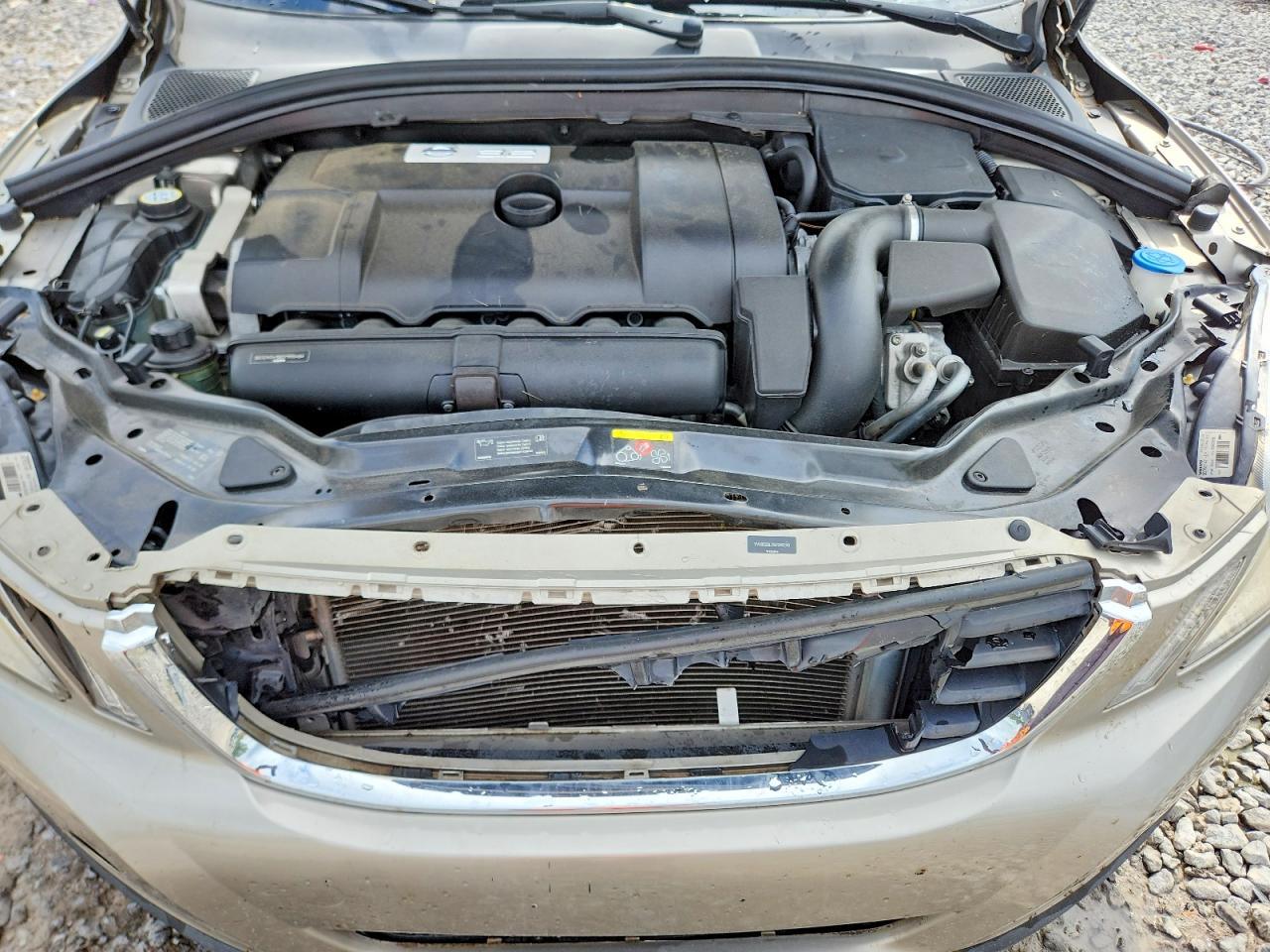 2011 VOLVO XC60